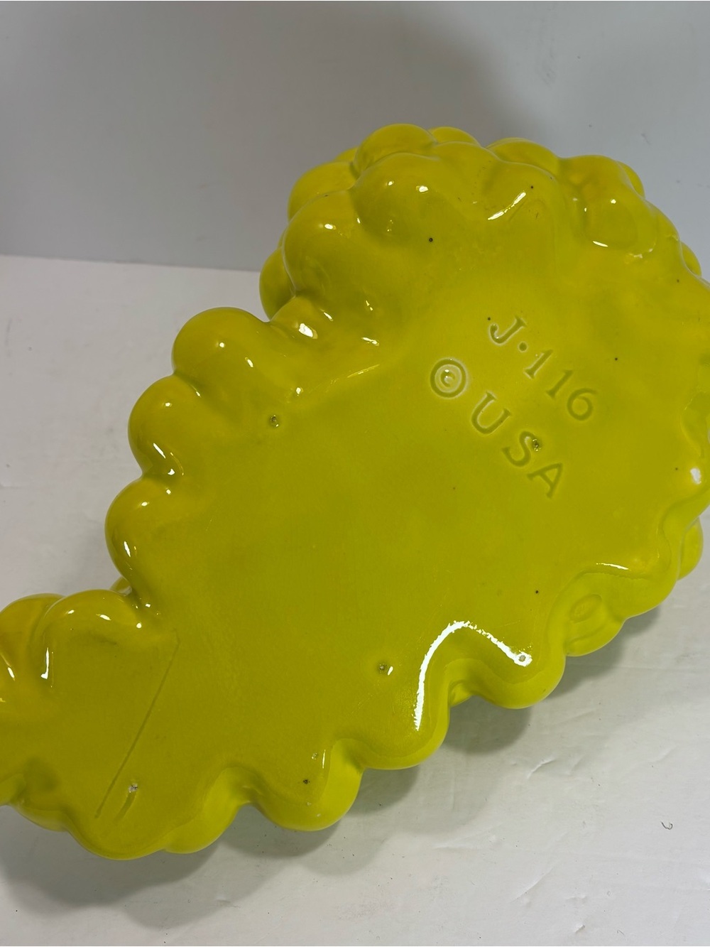 Vintage Ceramic Cluster Of Green Grapes Planter Centerpiece MCM 1970’s Cottage - Picture 9 of 9